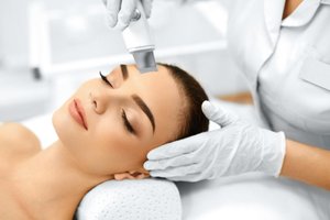 Facial Peeling Schoonheidsbehandeling  Beauty Salon
